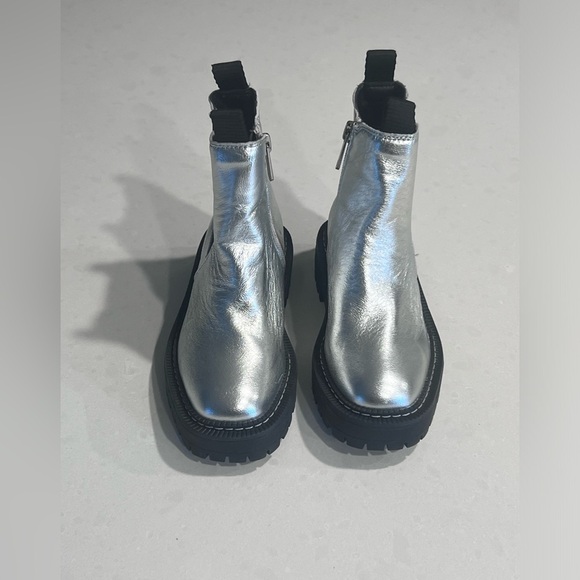 New‎ Sam Edelman Laguna Silver Leather Pull On Chelsea Boots Kids 12 M - Picture 8 of 12